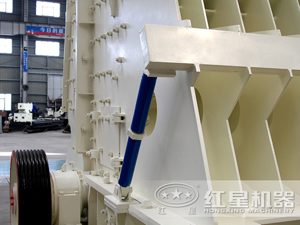 想要高產(chǎn)穩(wěn)產(chǎn)優(yōu)產(chǎn)——選擇反擊式破碎機(jī)，演繹一出破碎好戲