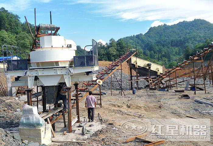 沖擊式碎石機(jī)當(dāng)制砂 沖擊式碎石機(jī)當(dāng)制砂