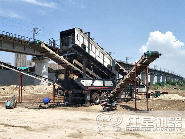 工作現(xiàn)場(chǎng) 工作現(xiàn)場(chǎng)