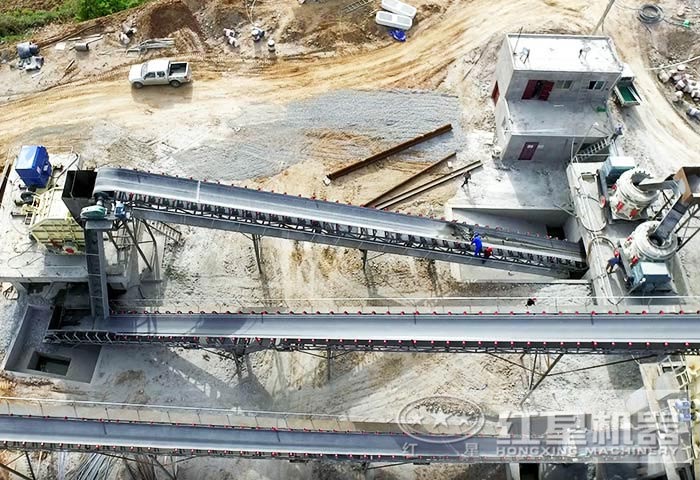 砂石生產(chǎn)現(xiàn)場(chǎng)鳥(niǎo)瞰圖 砂石生產(chǎn)現(xiàn)場(chǎng)鳥(niǎo)瞰圖