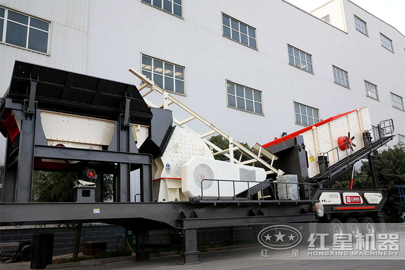 重錘式移動破碎機(jī)