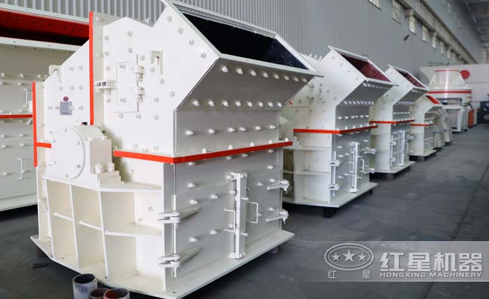 細(xì)碎制砂機設(shè)備實拍 細(xì)碎制砂機設(shè)備實拍