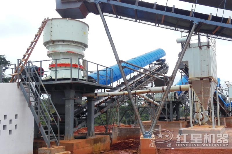 單缸液壓圓錐破碎機(jī)工作實拍 單缸液壓圓錐破碎機(jī)工作實拍