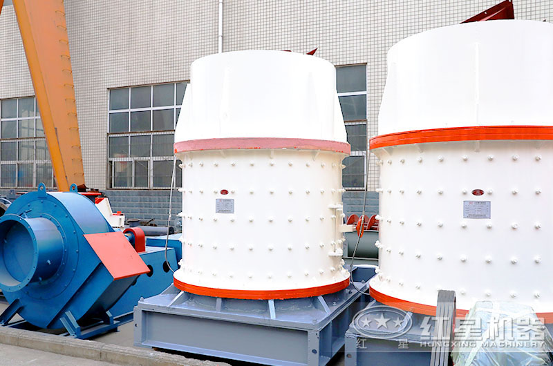 立式復(fù)合破碎制砂機設(shè)備實圖 立式復(fù)合破碎制砂機設(shè)備實圖