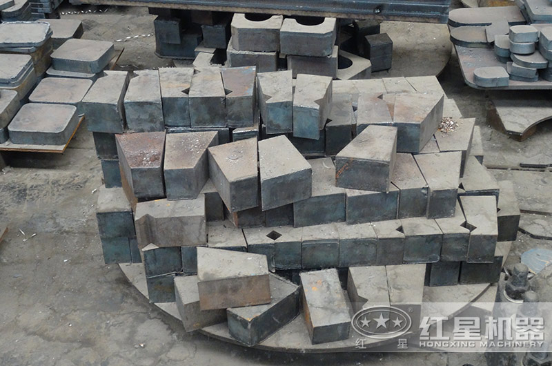 時(shí)產(chǎn)100噸機(jī)制砂整形機(jī)，推薦用HVI制砂機(jī)-好維護(hù)、成品率高