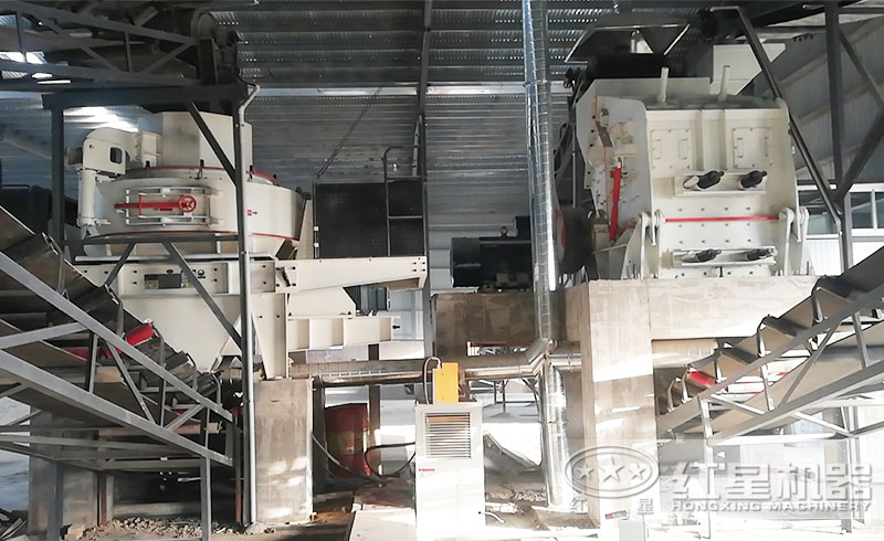 客戶來廠咨詢：想購買日產(chǎn)1000噸的制砂機，有推薦的型號嗎？