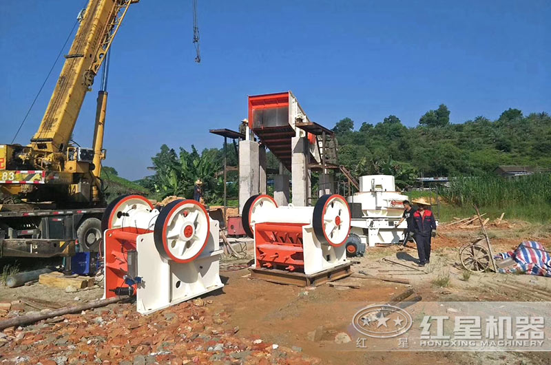 機制砂砂石設備安裝現(xiàn)場 機制砂砂石設備安裝現(xiàn)場