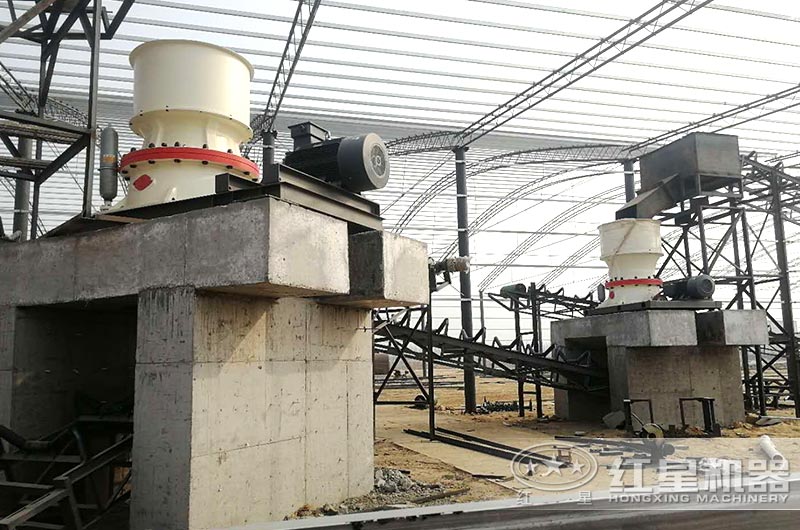 單缸圓錐破碎機生產(chǎn)現(xiàn)場 單缸圓錐破碎機生產(chǎn)現(xiàn)場