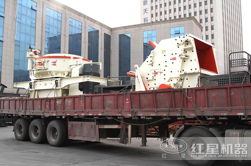 礦山碎石機(jī)發(fā)貨現(xiàn)場(chǎng) 礦山碎石機(jī)發(fā)貨現(xiàn)場(chǎng)