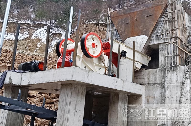 1060鄂破機(jī)工作現(xiàn)場(chǎng)圖片 1060鄂破機(jī)工作現(xiàn)場(chǎng)圖片