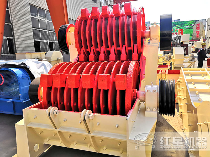 雙級破碎機上下轉子細節(jié)圖 雙級破碎機上下轉子細節(jié)圖