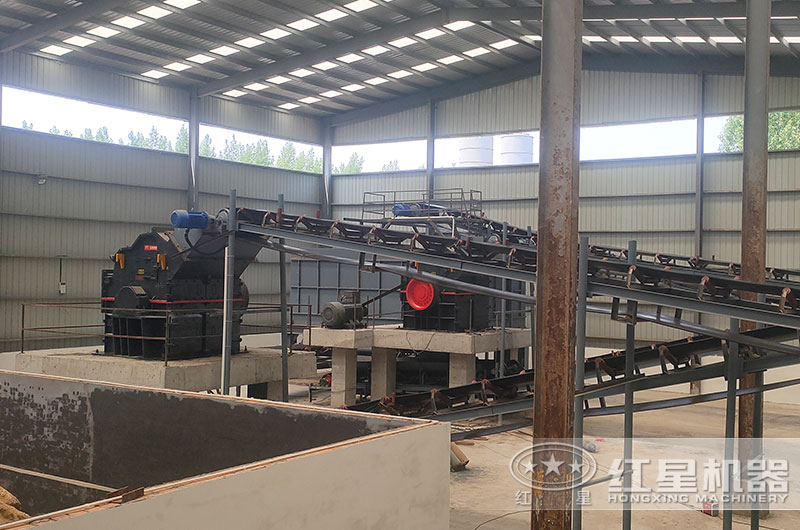 1414破碎機工作現(xiàn)場圖片 1414破碎機工作現(xiàn)場圖片