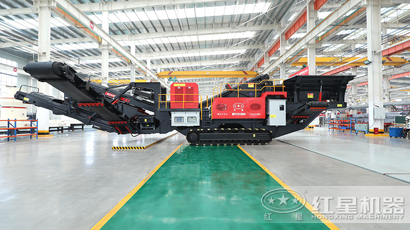 履帶移動(dòng)破碎機(jī)，履帶行走遙控操作