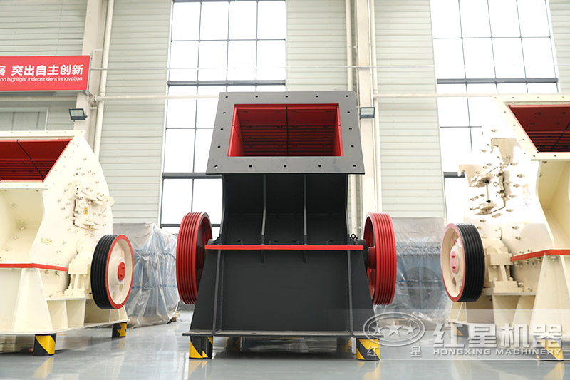 鵝卵石制沙機(jī)型號(hào)時(shí)產(chǎn)300噸有哪些，一臺(tái)價(jià)格多少？附視頻