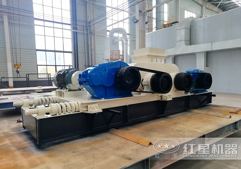 鵝卵石制成沙子用對輥制沙機還是沖擊制砂機，哪個好用