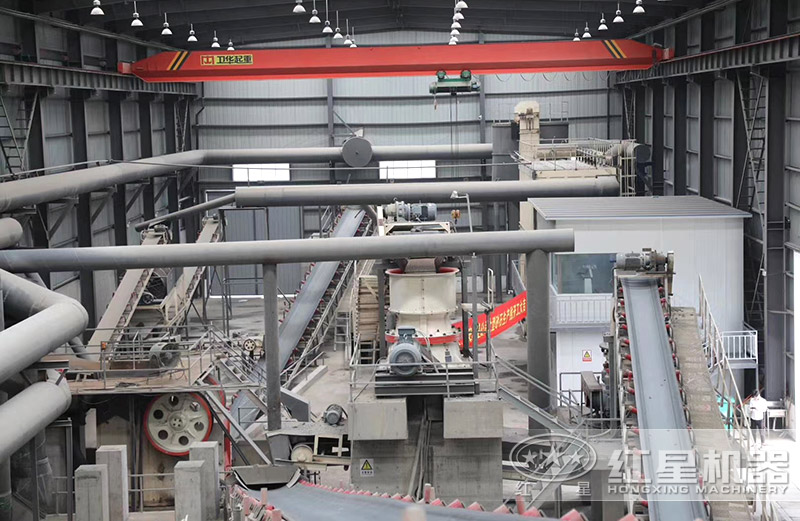 破碎生產(chǎn)線中常用的碎石機(jī)有哪些？全套生產(chǎn)方案配置