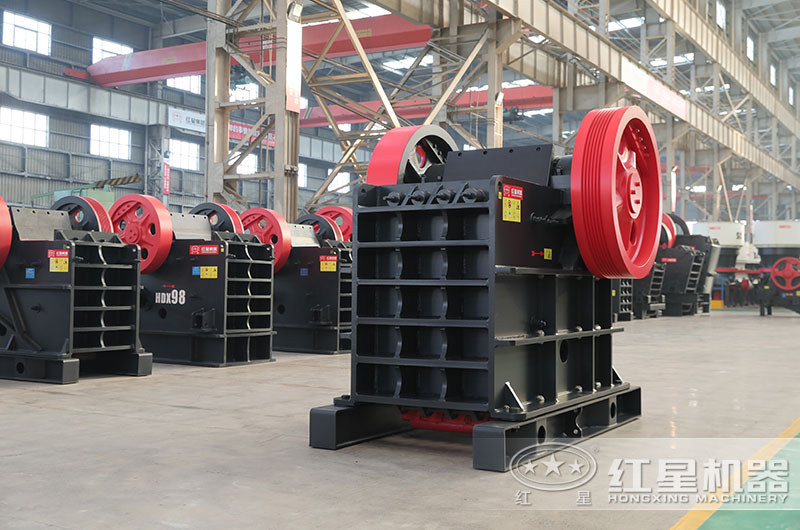 赤鐵礦破碎機(jī)設(shè)備有哪些？圖片及價(jià)格